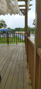 户外木质露台景观