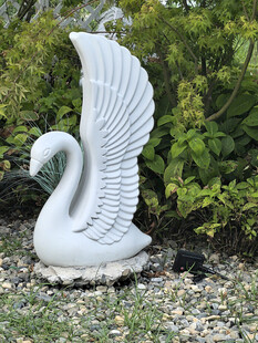 户外白色天鹅雕塑摆件