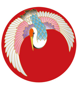 圆形红底上的精美仙鹤图案