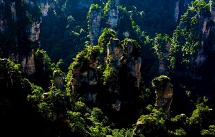 奇峰