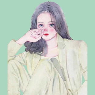 优雅灰发女子的时尚瞬间