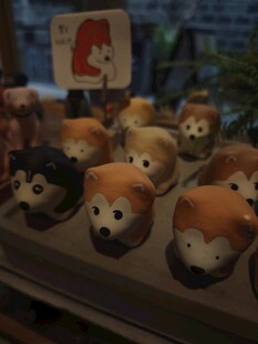 可爱动物造型玩偶展示