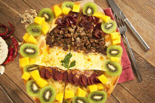 创意水果笑脸披萨