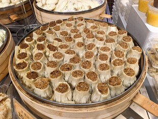 蒸笼里的美味小笼包