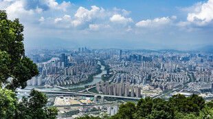 俯瞰城市全景风光