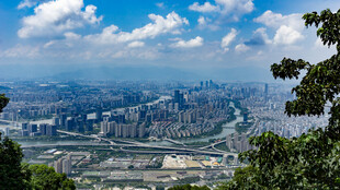 俯瞰城市风光美景
