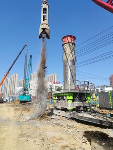 工地桩基施工场景