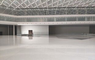 空旷现代室内空间场景