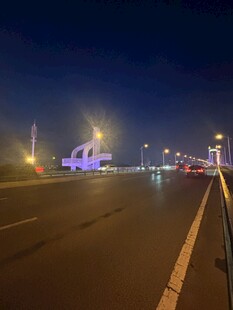 夜晚城市道路夜景画面