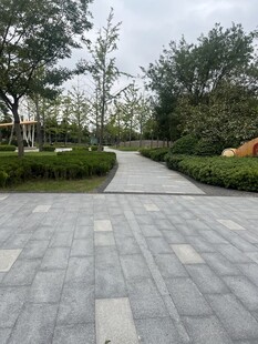 园林石板小径景观