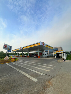 加油站外观场景