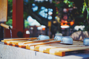 户外精致茶具与木质茶盘