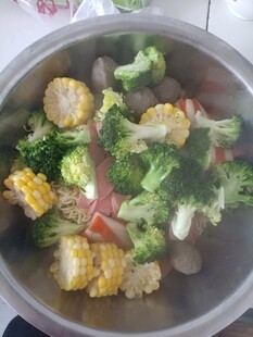 蔬菜玉米混合煮物