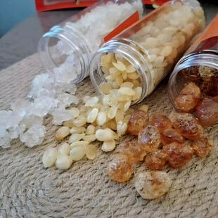 桃胶雪燕皂角米