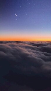 云海之上的璀璨星空