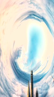 梦幻漩涡中的高耸建筑