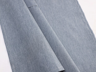 浅灰色布料展示