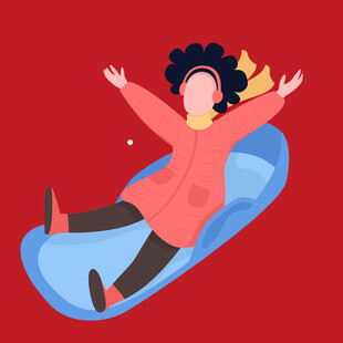 女孩欢快躺雪橇上玩耍