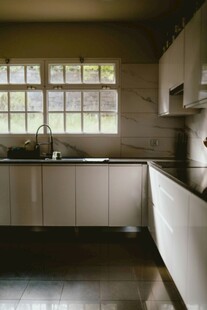 现代简约风格厨房一角