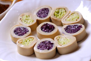 紫薯菠菜鸡蛋卷