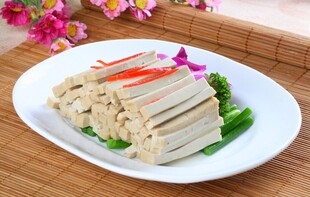 凉拌豆腐卷