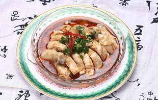 美味红油凉拌鸡肉卷