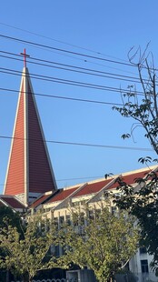 教堂与周边景致