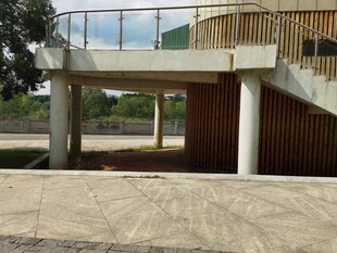 现代户外露台建筑结构