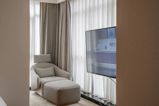 现代简约风客厅休闲一角