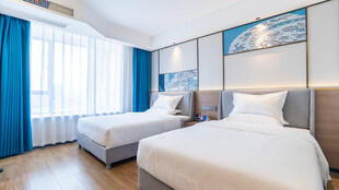 现代简约风格双床酒店客房