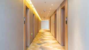 现代简约风格酒店走廊