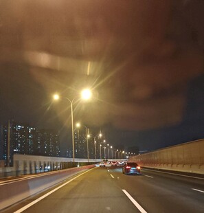 夜晚城市高速公路夜景