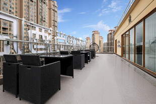 现代露台户外休闲空间