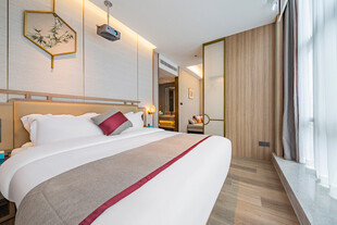 现代简约风格温馨卧室