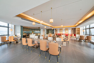 现代风格开放式餐厅空间