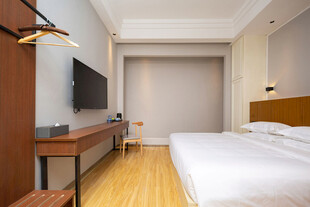 现代简约风格卧室