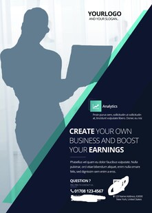 商务女性展示创意与学习