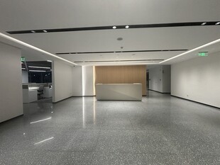 现代空旷室内大厅空间