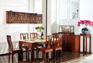 中式典雅餐厅桌椅装饰组合