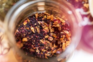 罐中多彩混合花茶