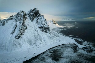 雪山壮丽景观