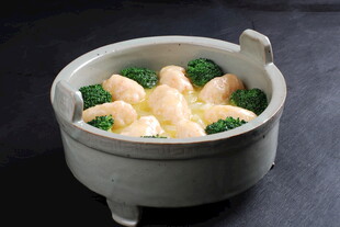 浓汤虾丸浸银湖