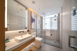 现代简约风格浴室空间