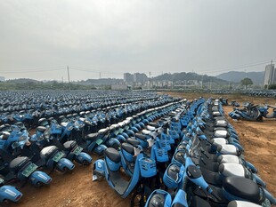 共享单车坟场 