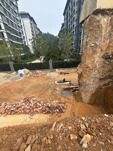 小区内施工场景