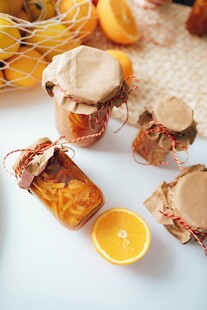 美味柑橘果酱三明治展示