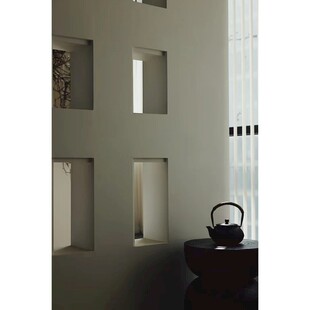 中式茶室一角的静谧景致