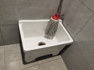 方形拖把池搭配拖把