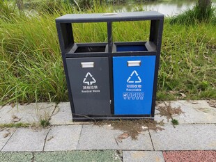 户外双分类垃圾桶