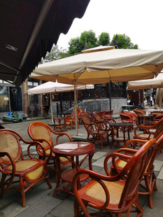 户外休闲桌椅咖啡区场景